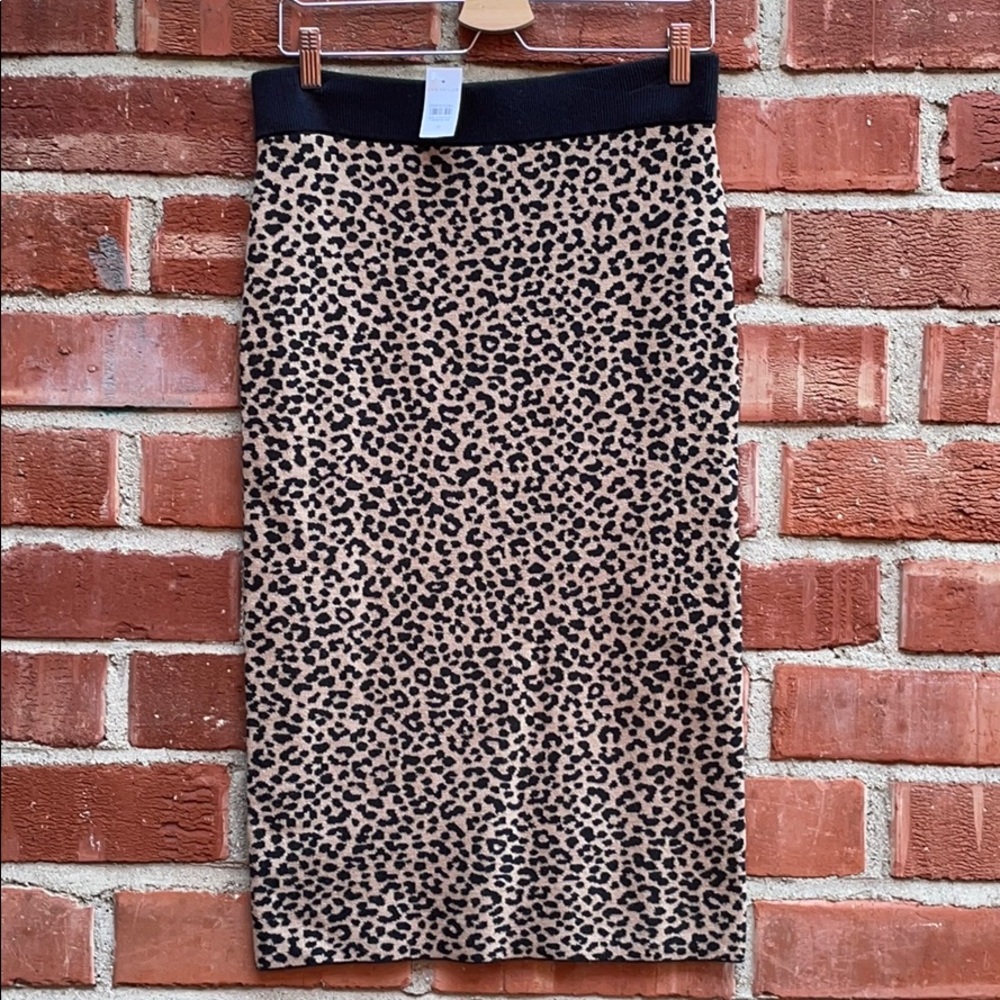 Ann Taylor Leopard Print Pencil Skirt